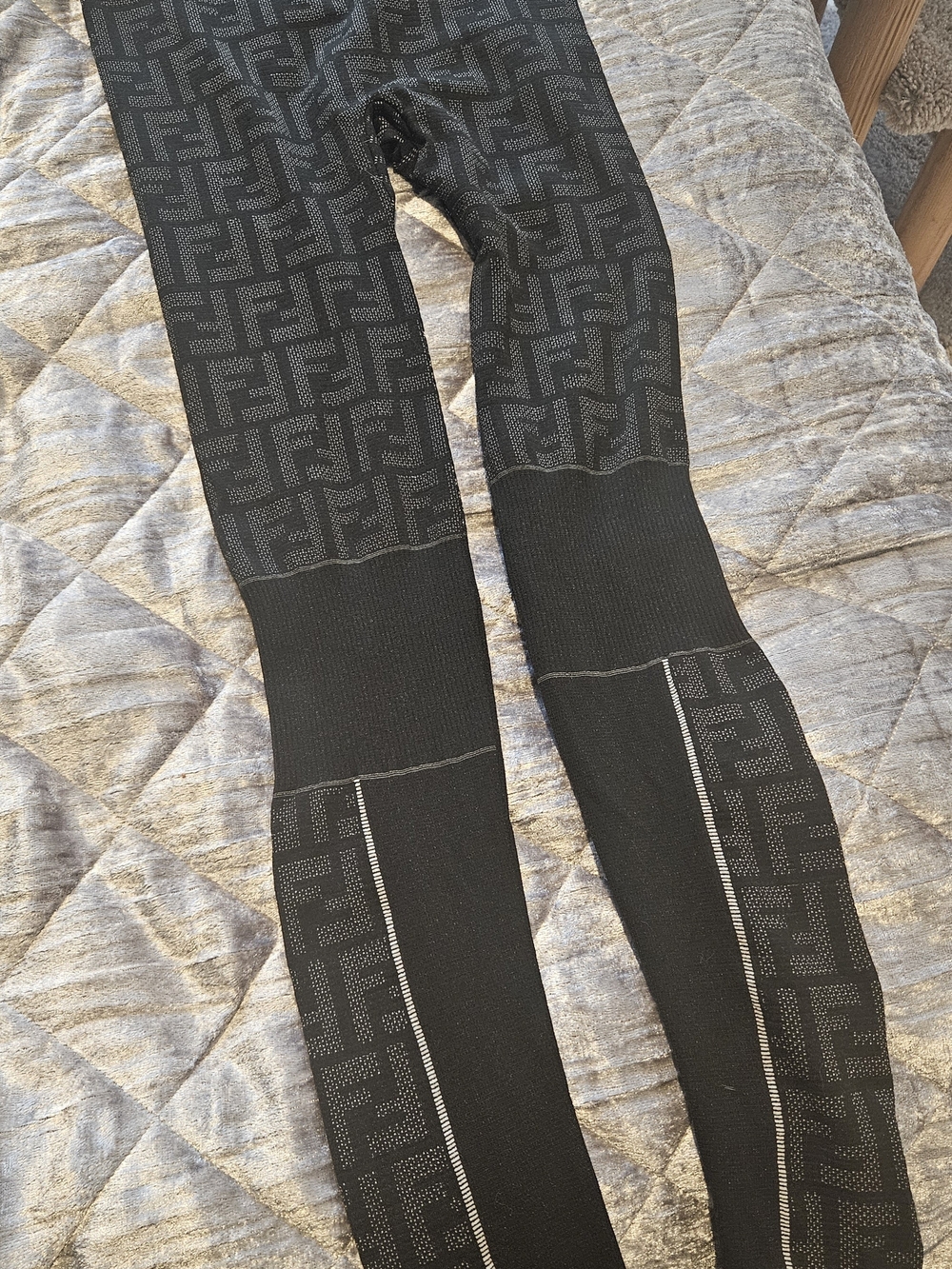 Fendi Black Leggings Sz Small Italy new W/tag +900 - Picture 4 of 10